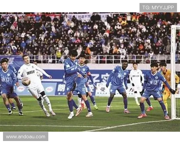 年轻球星爆发助力球队逆转夺冠赛场燃动全场激情时刻再掀高潮热浪 年轻球星爆发助力球队逆转夺冠赛场燃动全场激情时刻再掀高潮热浪