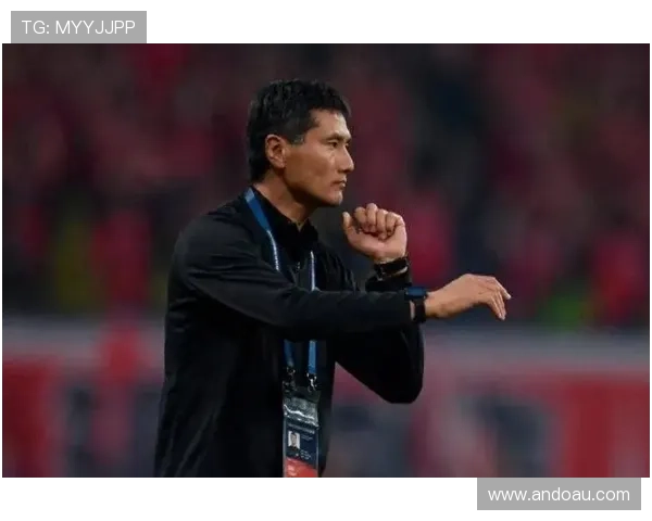 国家队迎关键战役主帅强调团结拼搏冲击赛季突破年轻球员成长显著