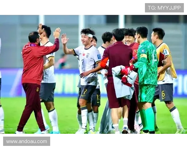 国足世预赛关键战告捷年轻球员闪耀引发球迷热议教练战术调整成胜负关键