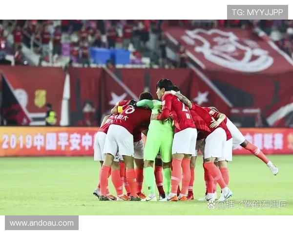 欧洲劲旅激战九十分钟险胜晋级引爆今夜足坛焦点巅峰对决再现